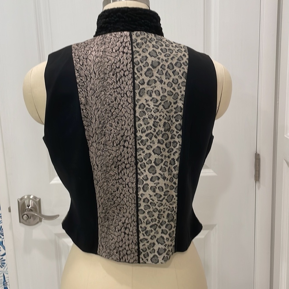 TAPP vest - Picture 2 of 4